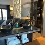 Mamma Mia Boutique Hotel 3*