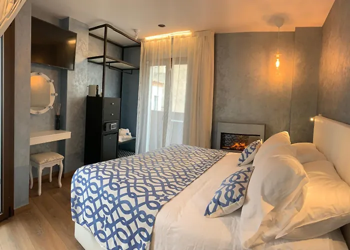 Mamma Mia Boutique - Only Adults 3* Tossa de Mar