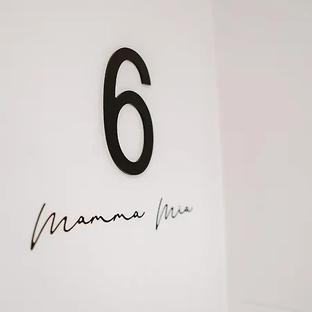 Mamma Mia Boutique - Only Adults