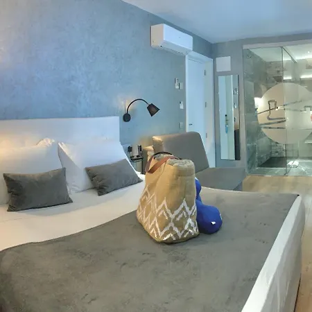 Mamma Mia Boutique - Only Adults 3*